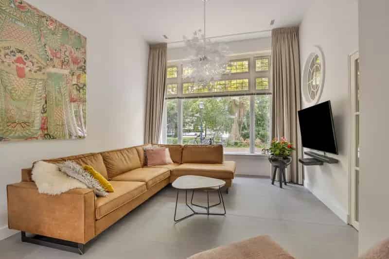 Moderne 2-onder-1-kapwoning te koop Hoorn Centrum