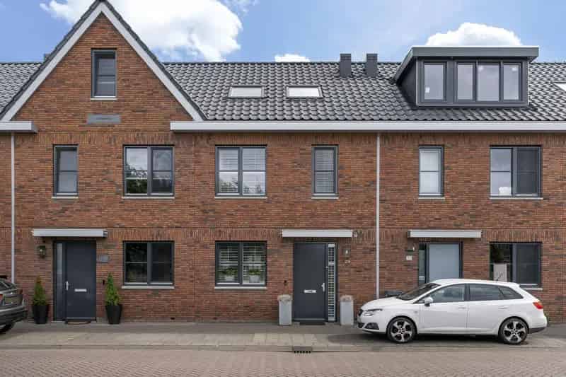 Huis Te Koop , 29, Hof van Delftsesluis, Vlaardingen, Zuid-Holland