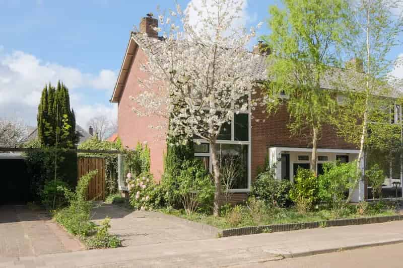 Gezinswoning Haghoek 3 slaapkamers tuin en garage
