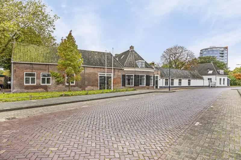 Engelbertha Hoeve: Moderne Woning met Historisch Karakter