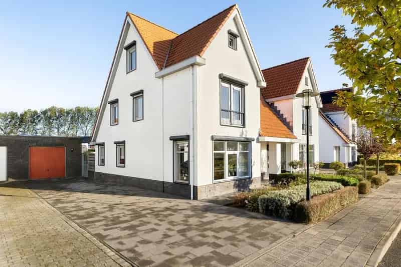 Ruime 2-onder-1-kapwoning Othene Zuid  4 slaapkamers  A+
