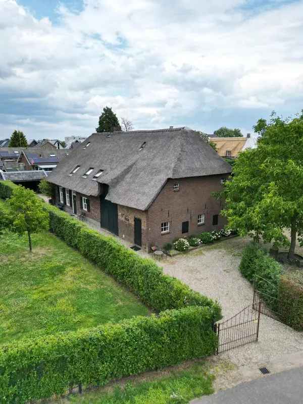 Woonboerderij Te Koop in Macharen, Noord-Brabant