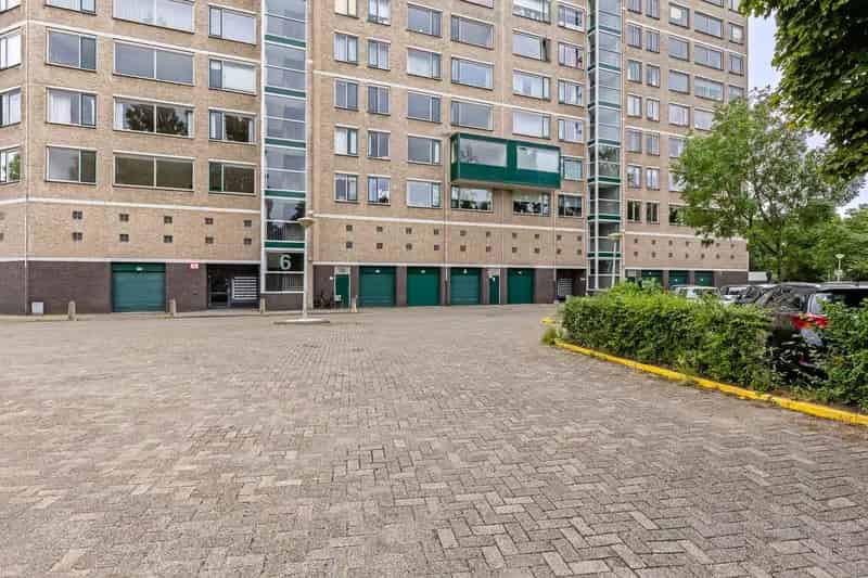 Penthouse Appartement Den Haag: 2 Kamers Balkon Berging Nabij Strand