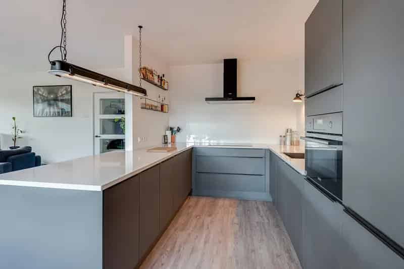 Penthouse 3 slaapkamers Hilversum gerenoveerd 2023