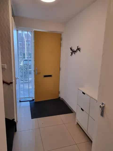 Hoekwoning te huur Hendrik Ido Ambacht 3 kamers 80m2