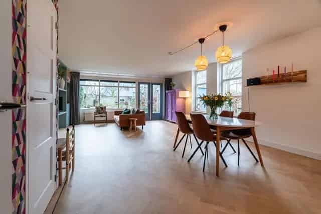 Herenhuis 6 kamers te huur Den Haag