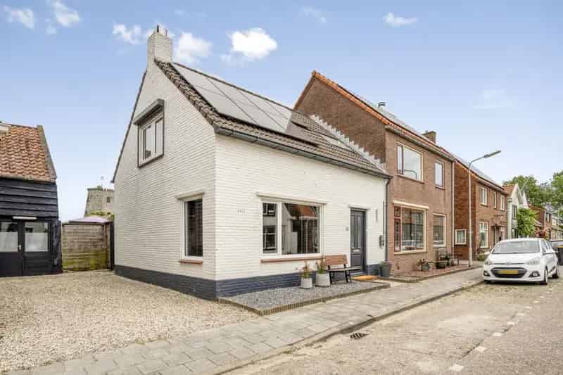 Huis Te Koop , 22, Prins Bernhardstraat, Wolphaartsdijk, Zeeland