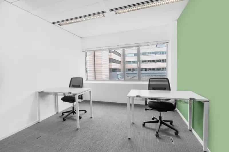 Privékantoor Utrecht: 8m² Kantoorruimte met Gedeelde Faciliteiten
