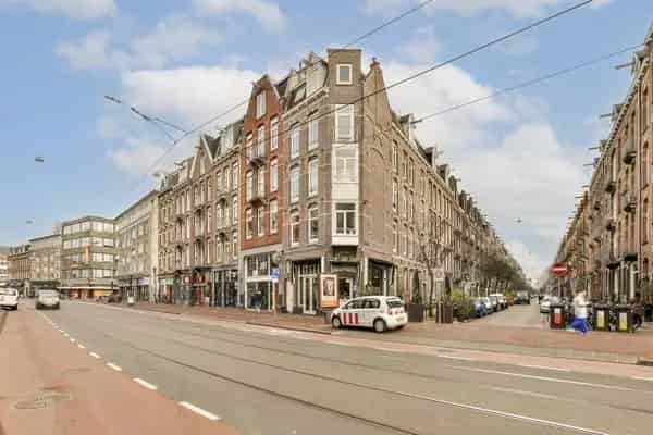 Appartement Ferdinand Bolstraat Amsterdam