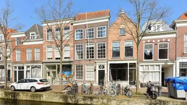 Appartement Oude Delft Delft: Luxe Historisch Achterhuis