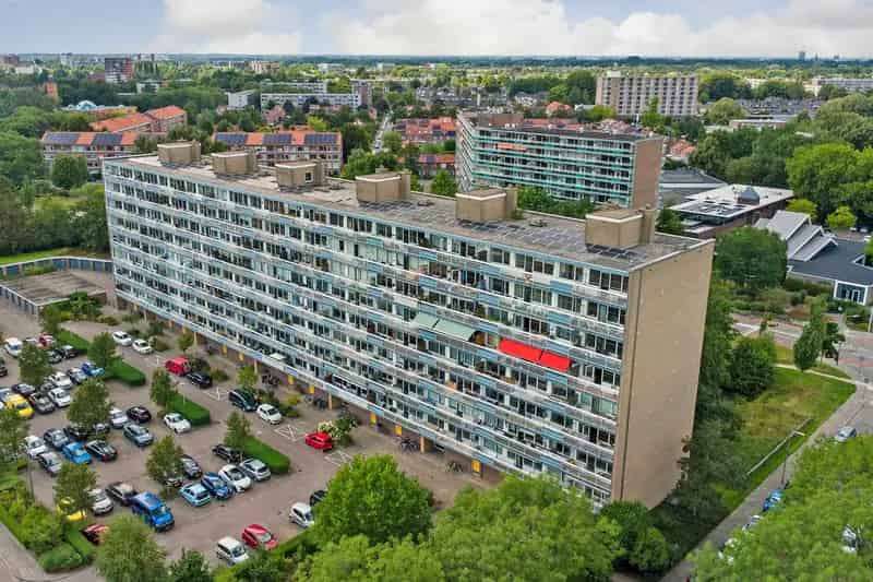 Appartement te koop Amersfoort: Licht tweekamerappartement met balkon