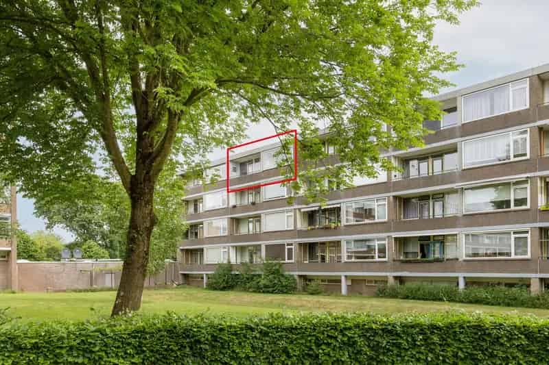 Appartement te koop Soest: Licht & Ruim 2-kamer appartement met balkon