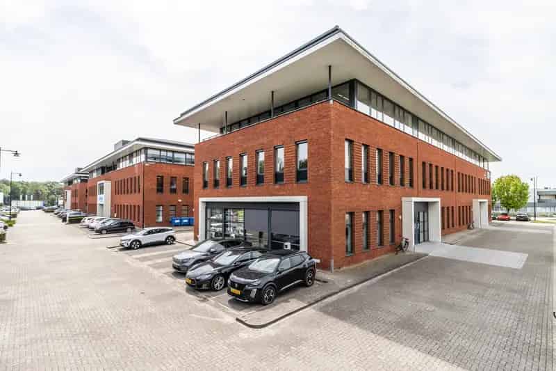 Kantoorruimte te huur Vianen 557 m2 A2 A27