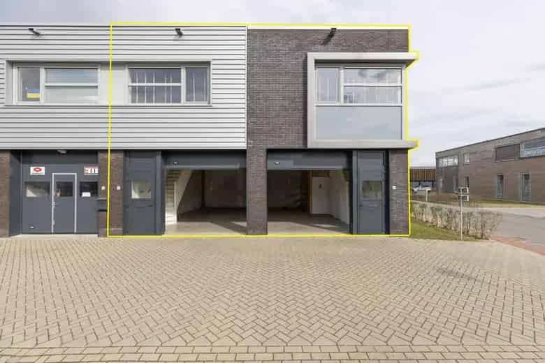 200m2 Bedrijfsruimte Blaricum te Koop