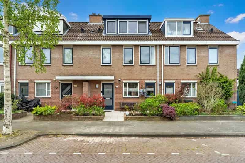 Rijswijk Huis te Koop 4 slaapkamers 2 badkamers Tuin Energielabel A
