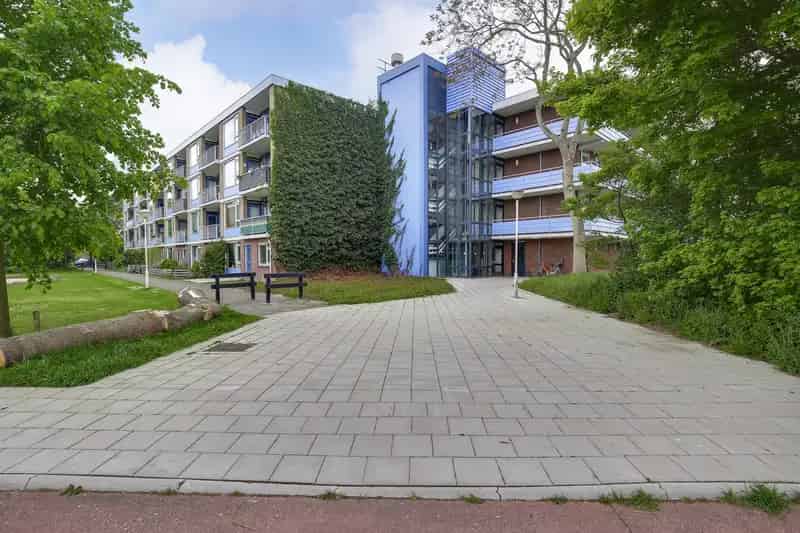 Tankenberg 30 Zoetermeer: Portiekflat nabij winkels en park