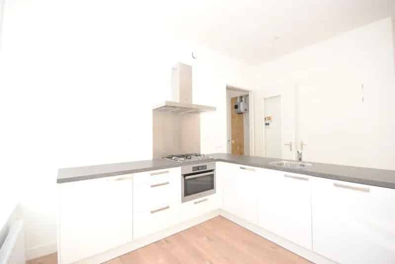 3 Kamerappartement Den Haag Molenstraat Gerenoveerd