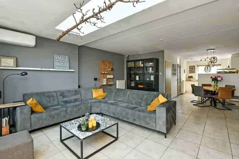 Huis te koop Oosterhout 4 slaapkamers uitbouw tuin