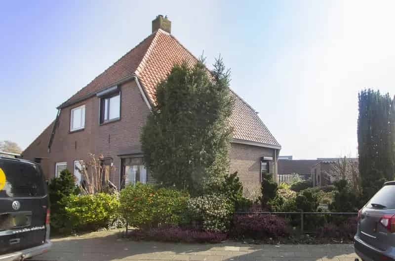 Jaren 30 Klassieker Sprang Capelle Ruime Tuin Meerdere Bergingen
