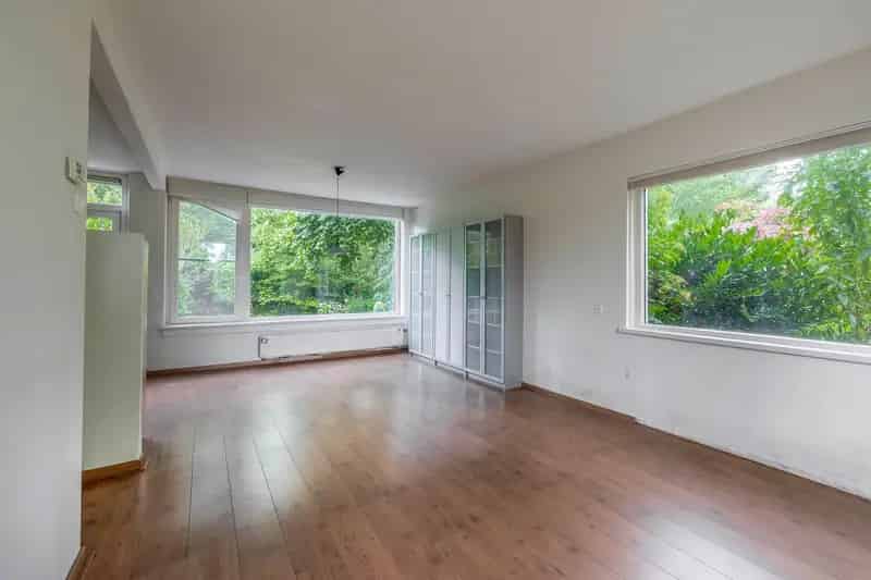 Huis te koop Rotterdam Dalenoord: 5 slaapkamers, grote tuin, 10 zonnepanelen