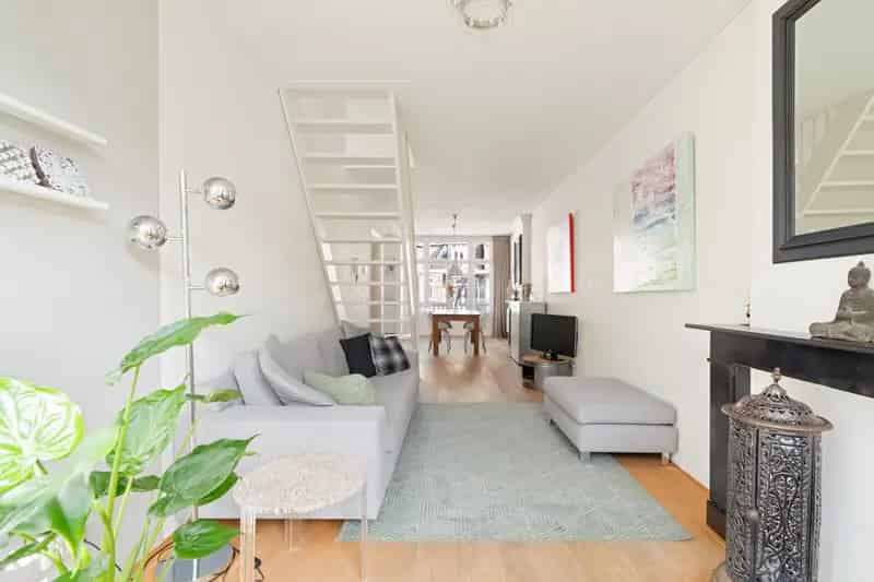 Appartement te koop Amsterdam Oud-West: Licht en charmant dubbel bovenhuis