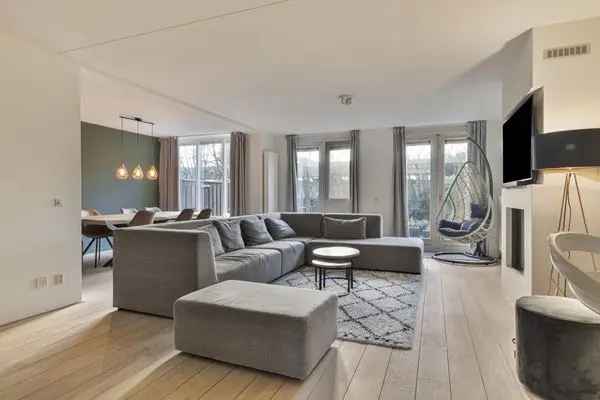 Appartement Te Huur in Rotterdam, Zuid-Holland