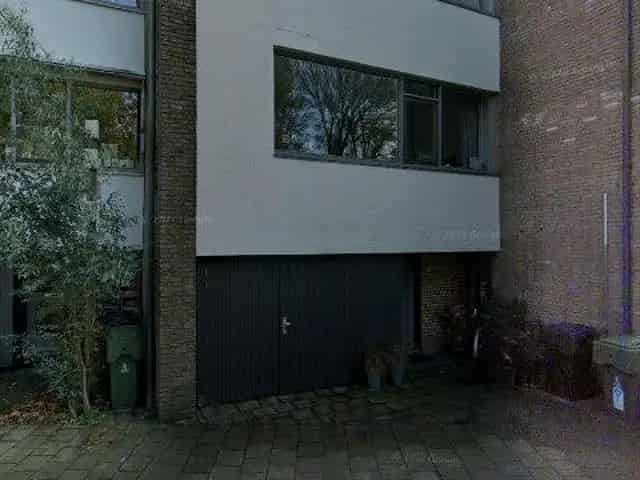 Ruime Huurwoning Voorschoten nabij NS station en British School
