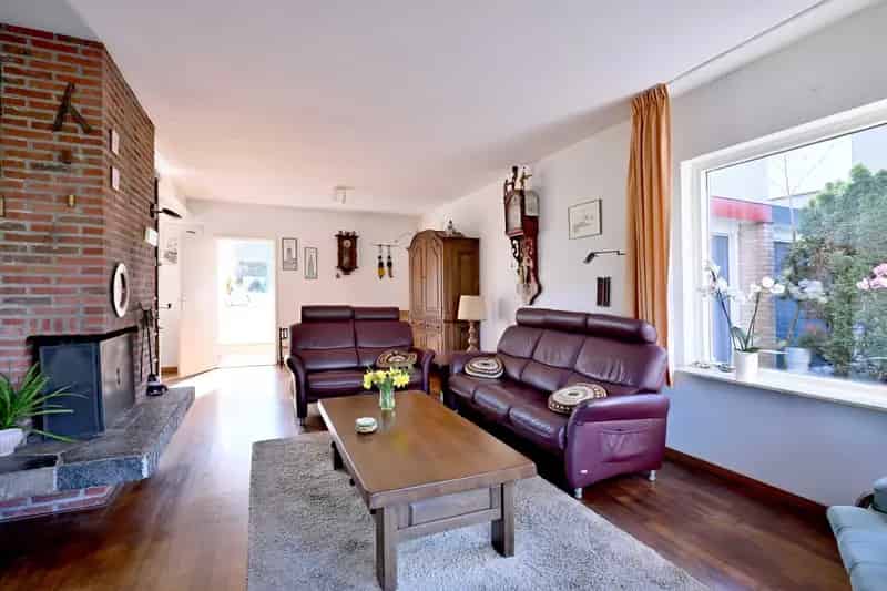 Huis te koop Brummen 4 slaapkamers grote tuin