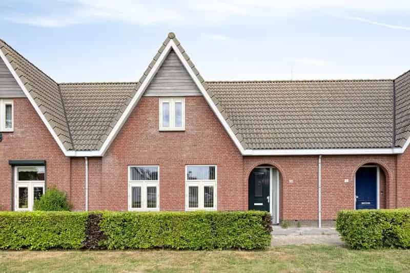 Huis Te Koop , 5, Wolfertsplein, Wolphaartsdijk, Zeeland