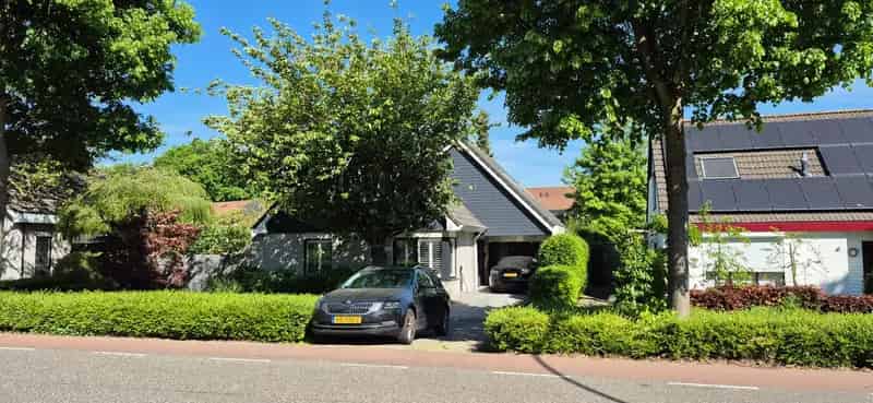 Vrijstaande Bungalow te koop Oosterhout 182m²