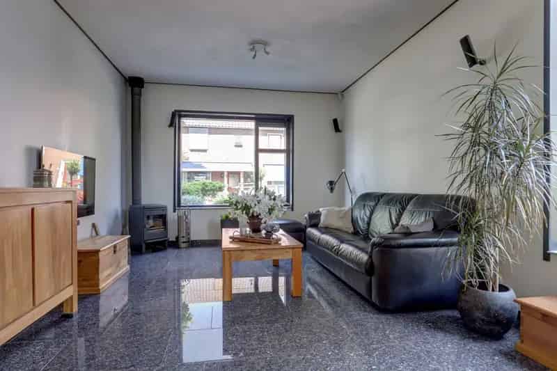 Twee Onder Een Kapwoning Leersum Gasloos Geisoleerd 4 slaapkamers