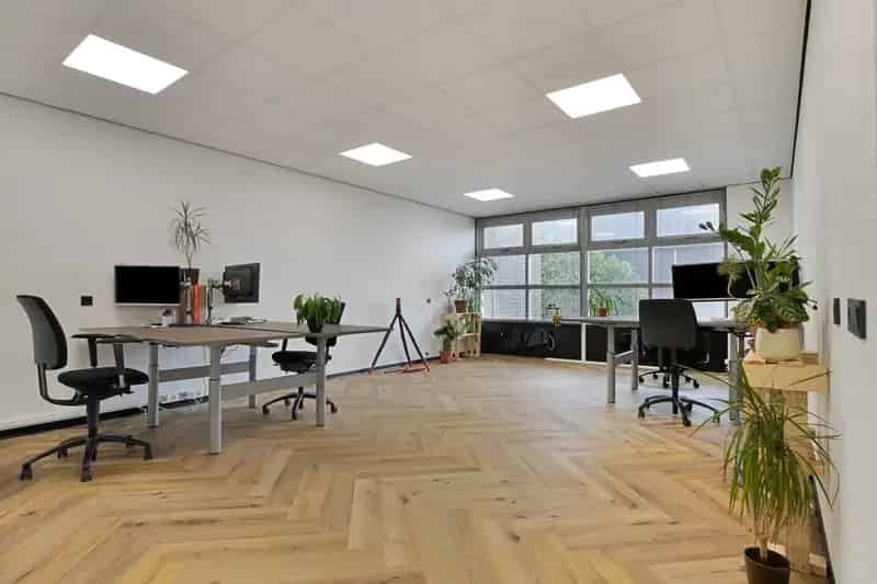 Kantoor en Bedrijfsruimte te Huur Gorredijk