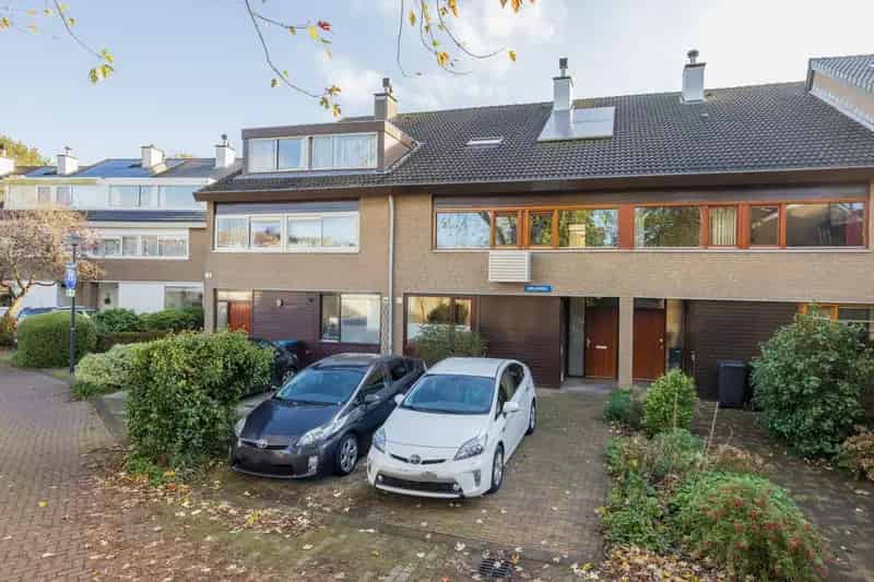Huis te koop Leiden Merenwijk 5 slaapkamers gerenoveerd