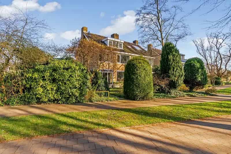 6 Slaapkamers Tweekapper Bunnik Ruime Tuin Garage