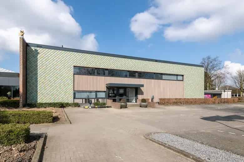 500-1187 m2 Kantoorruimte te Huur Zaltbommel