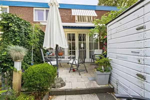Amsterdam Nieuw-West: Gemeentelijk Monument met Tuin