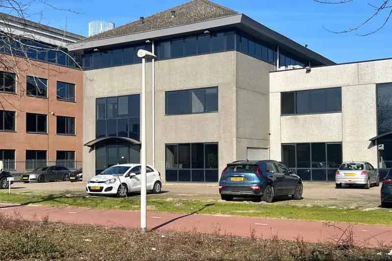 Kantoorruimte Amsterdam Sloterdijk 220m2  Te Huur
