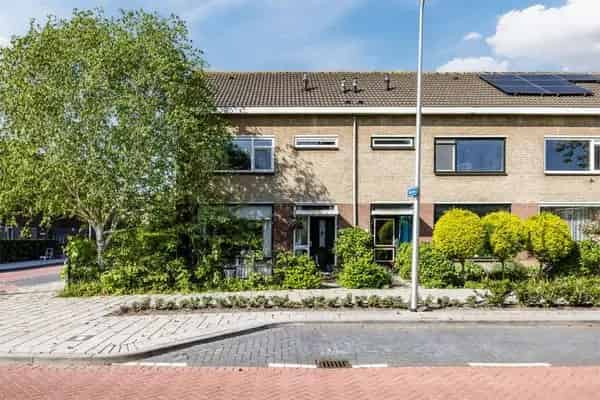Zeer Royale 5-Kamer Hoekwoning te Berkel en Rodenrijs