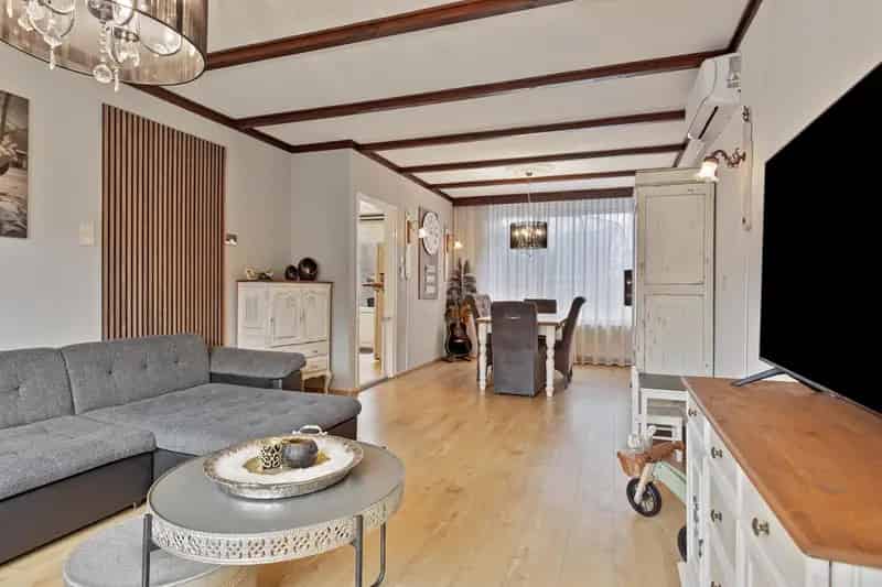 Ruime gezinswoning Susteren 3 slaapkamers moderne keuken