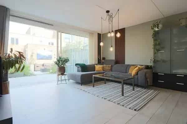 Gemeubileerd 4 Slaapkamers Huis Amsterdam Buiksloot