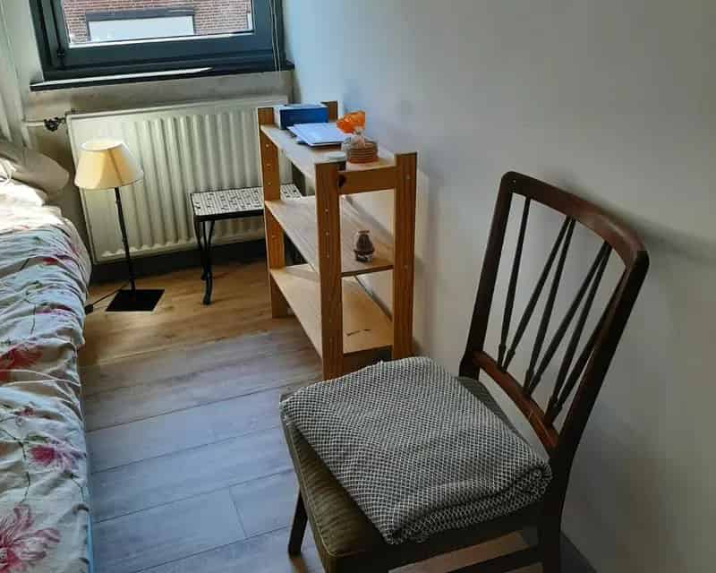 Kamer vlakbij Fonteys en centrum