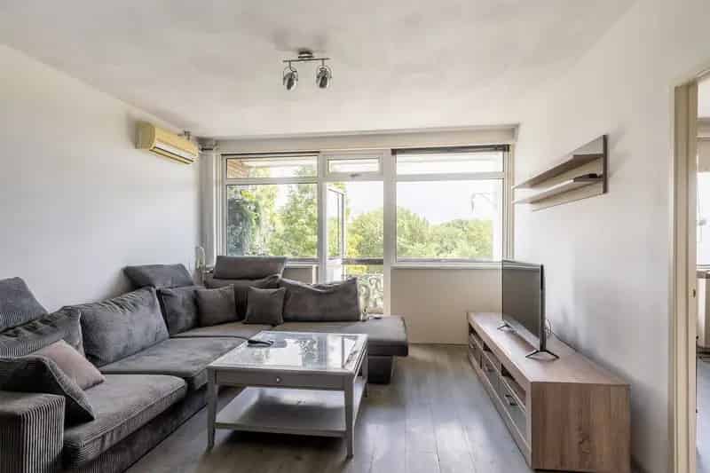 3 Kamer Appartement Vlaardingen Westwijk Ruim Balkon Eigen Berging
