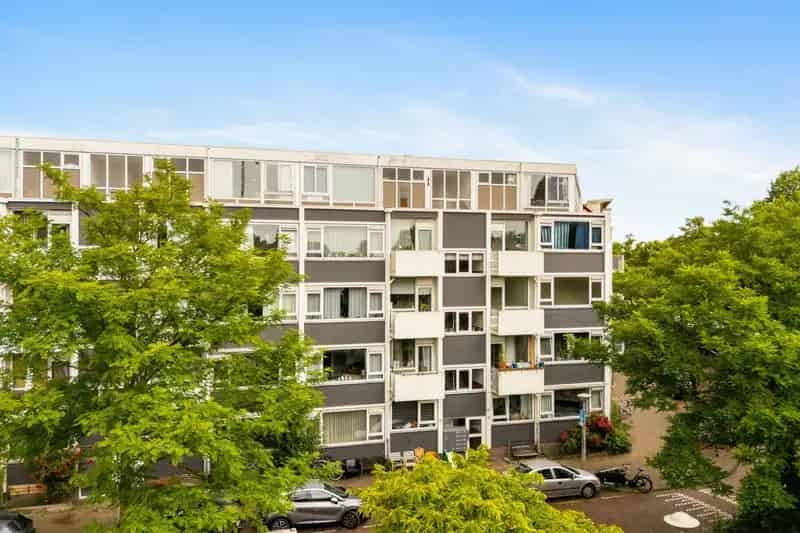 Ruim 5 Kamer Appartement Amsterdam Zuid 86m2 4 slaapkamers 2 Balkons