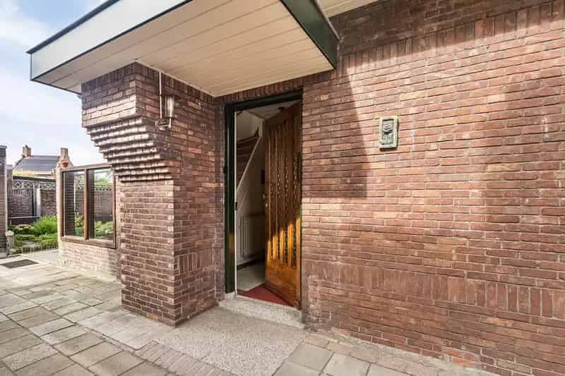 Jaren 30 woning Sas van Gent 3 slaapkamers garage berging