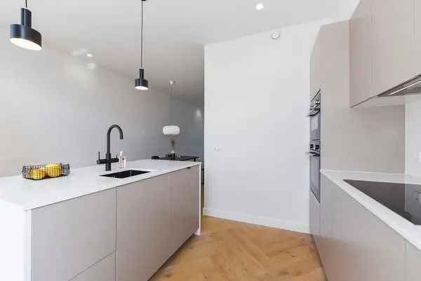 Jaren 30 Dubbel Bovenhuis 110m2 3 slaapkamers Koningin Wilhelminalaan