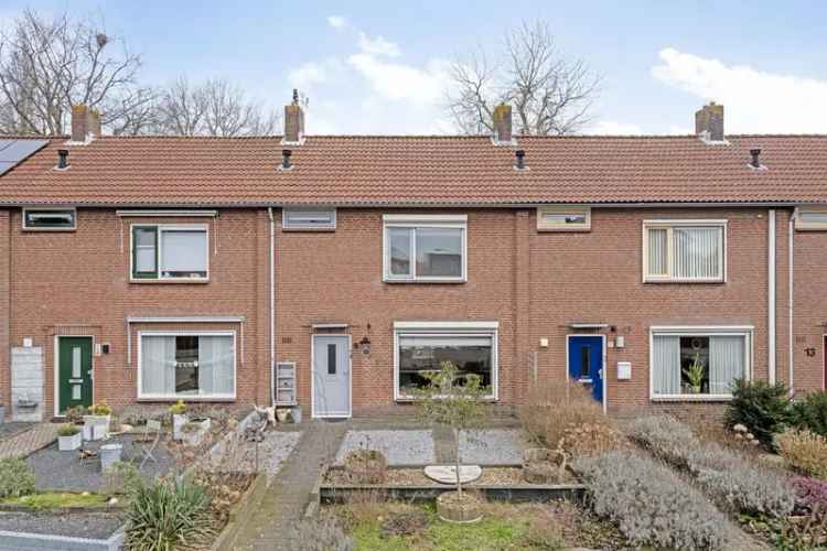 Huis Te Koop in 9, Louise de Colignystraat, Sprang-Capelle, Noord-Brabant