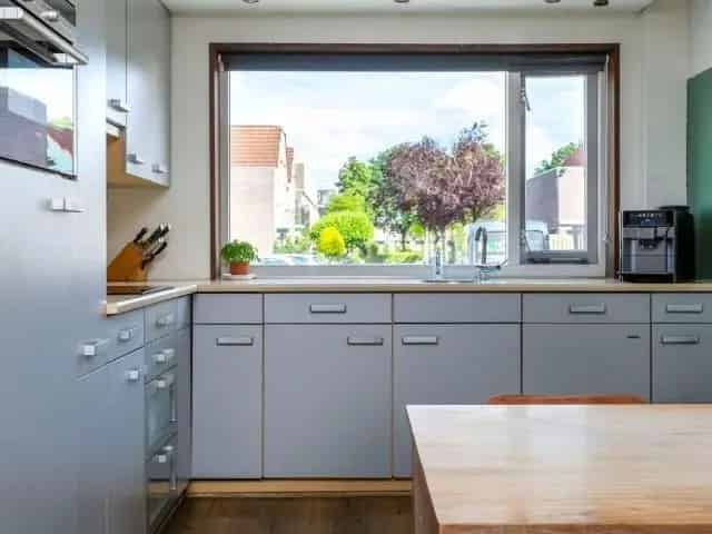 Te Huur: Ruime 5 Slaapkamer Hoekwoning in Ede