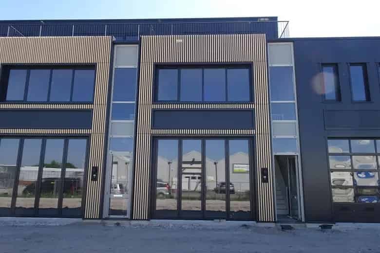 232 m2 bedrijfsruimte te huur in Amstelveen