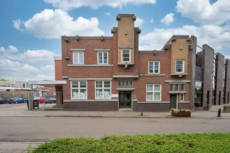 130 m2 Kantoorruimte te Huur Venlo