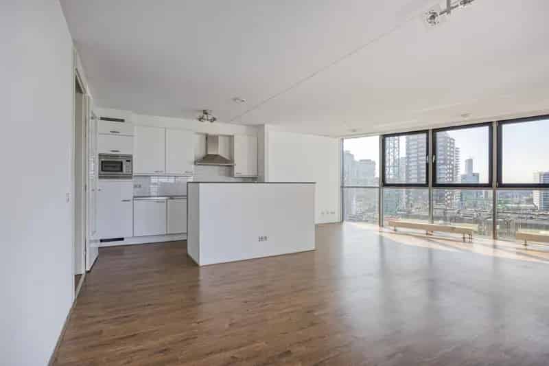 Ruim 3 Kamer Appartement Rotterdam Centrum 104m2